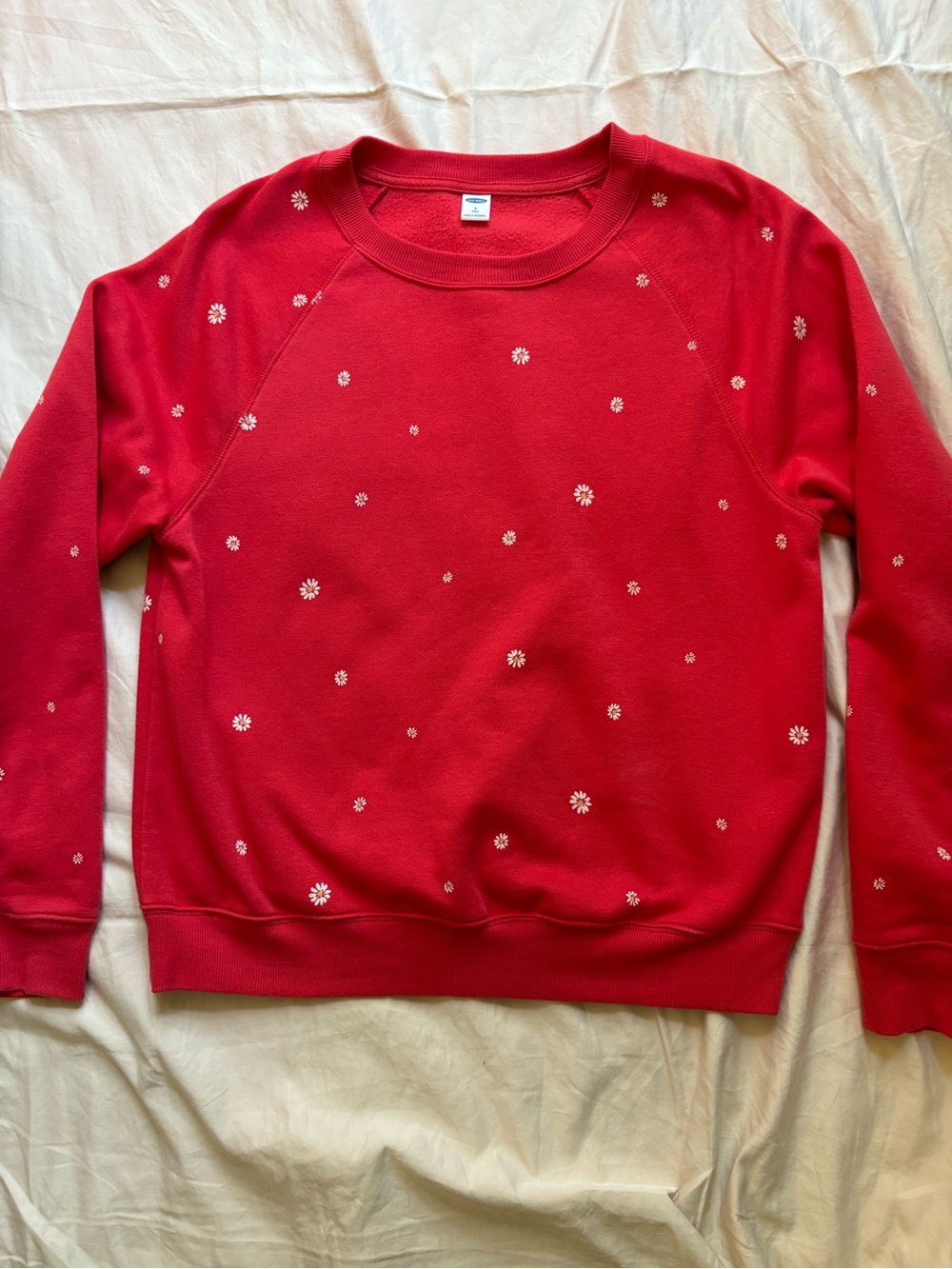 Women’s Old Navy Crewneck Sweater with Daisys